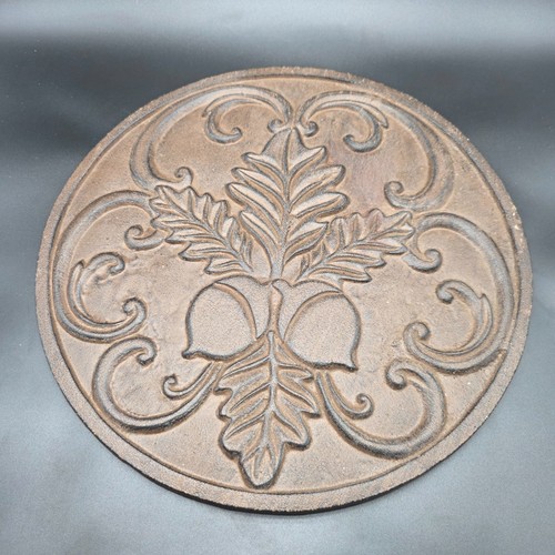 Cast iron acorn tree stepping - tree,