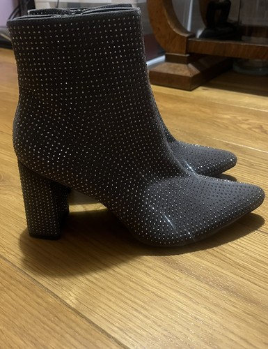 Grey sparkly diamanté pointed - grey,