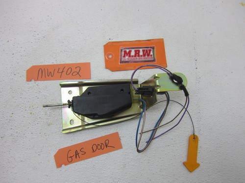 Saab 9000 gas door - gas,
