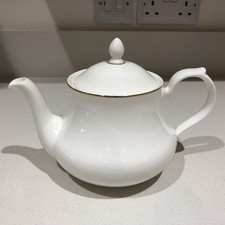 Queen Anne White and Gold Bone