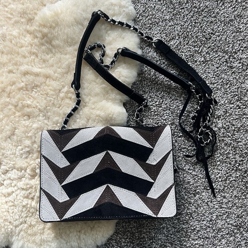 Zara suede leather flap chain - suede,