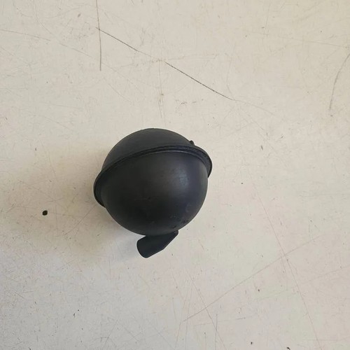 Audi vacuum tank - audi,