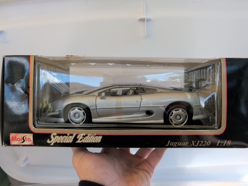 Maisto jaguar xj220 - jaguar,