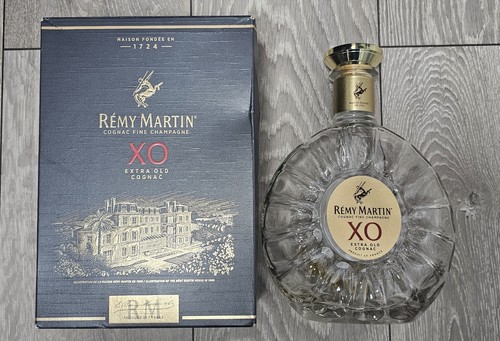 Remy martin empty bottle - xo,