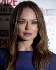 SEXY LAURA HADDOCK 8x10 PHOTO