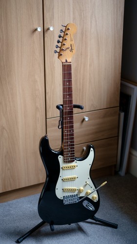 Squier stratocaster made - squier, stratocaster-made