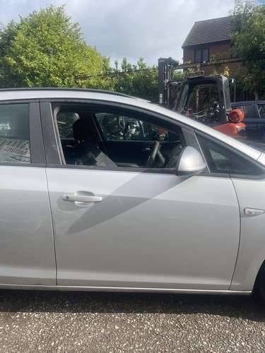 Vauxhall astra door - vauxhall,