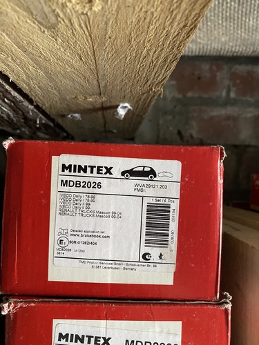 Mintex front disc brake pads - ,