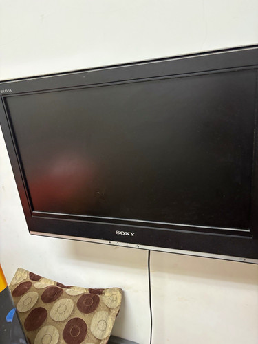 Sony bravia 39in lcd - 30-39in,