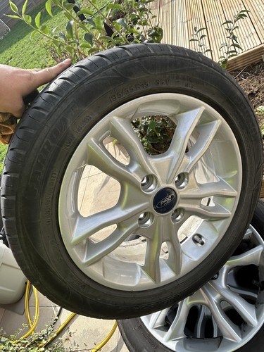 Ford fiesta zetec - 15”, alloy