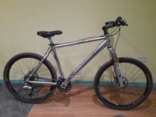 TREK 8500 ZR 26" front