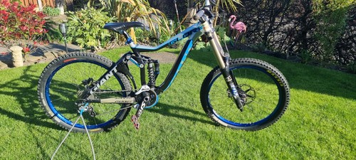Giant glory downhill mountain - giant,