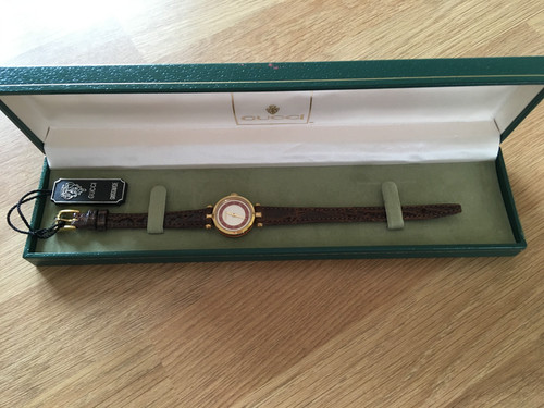 Gucci genuine ladies vintage - gucci,
