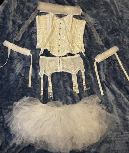 Pennywise clown halloween - clown,