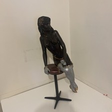Bronze Artwork: Nude Woman