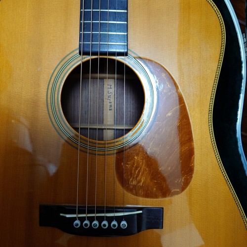Tokai masahiro suyama luthier - masahiro,