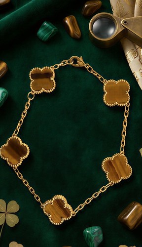 Solid 18ct gold - solid, natural