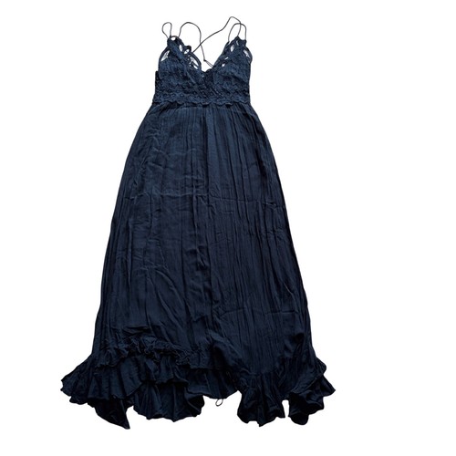 One free people black - one,