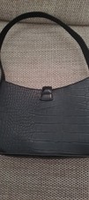 H &M BLACK HANDBAG VEGAN