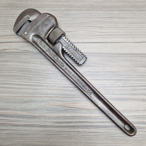 Vintage early ridgid pipe - vintage, 14"