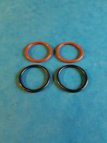 Triumph pushrod tube seal 4 - tube,