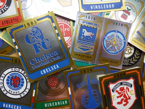 Panini football team badges - panini,