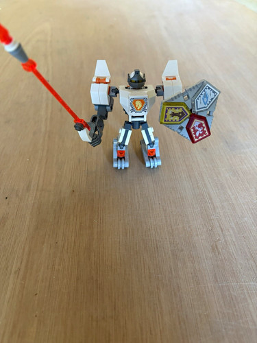 Lego nexo knights battle suit