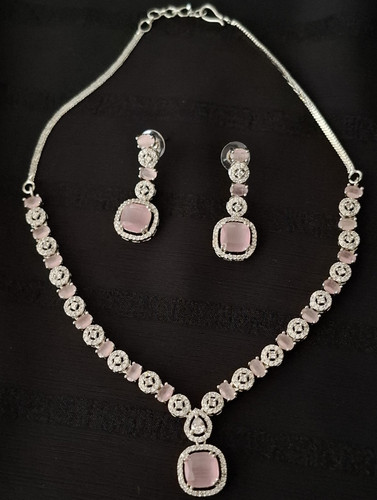 Silver plated pink round - pink,