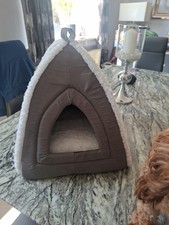 Igloo Pet Bed – Cozy Fleece