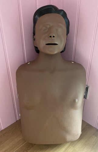 Laerdal little anne cpr - laerdal,