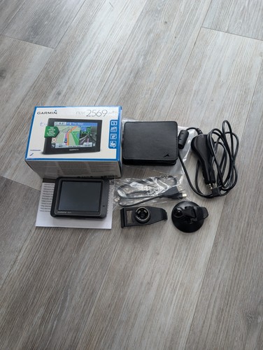 Garmin nuvi 2569lmt sat nav - 2569lmt-d,