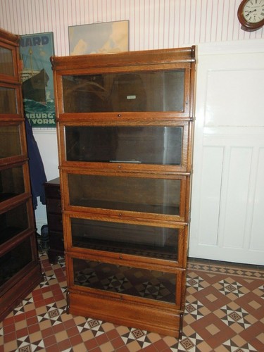 Antique globe wernicke ltd - antique,