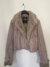 Hollister by Abercrombie&Fitch