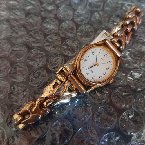 Vintage seiko alba v401 - vintage, gold