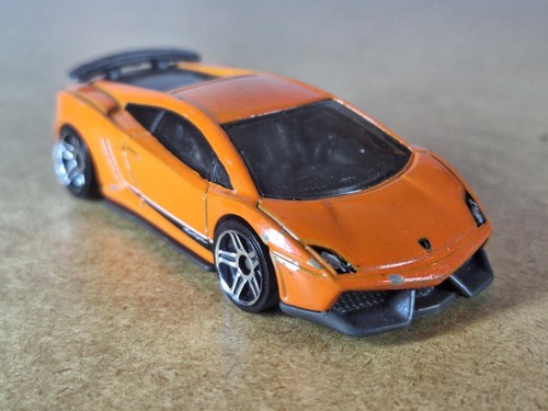 Hot wheels lamborghini - hot,