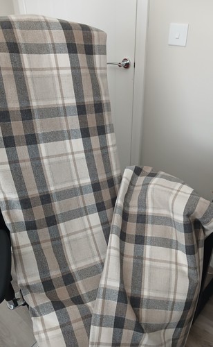 Neutral pattern curtains 124 - pattern,