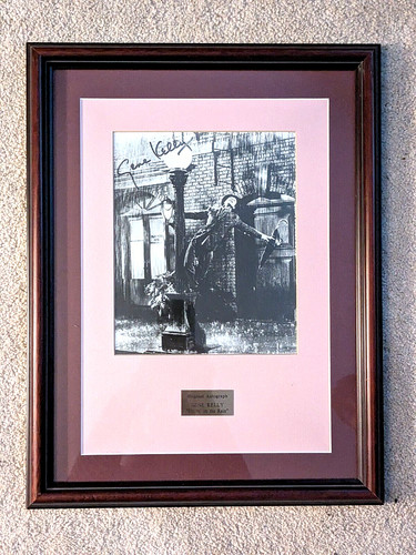 Gene kelly signed singin - signed,