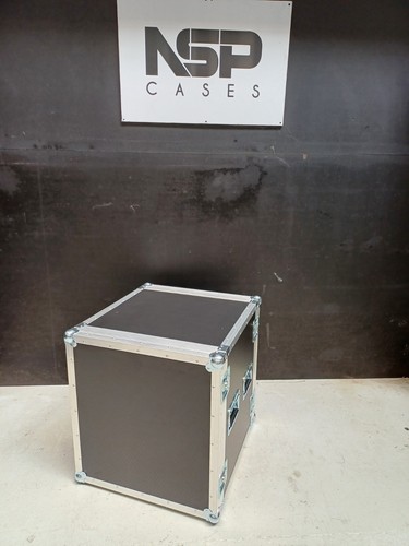 Universal live amp - universal, live-in