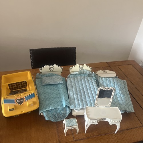 Sindy doll furniture - furniture, jeep