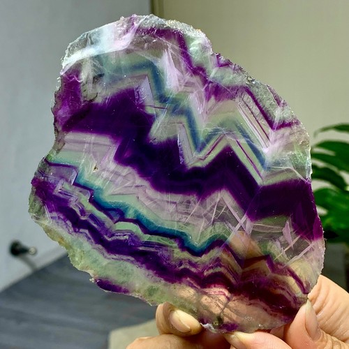 176g natural colored fluorite - 176g,