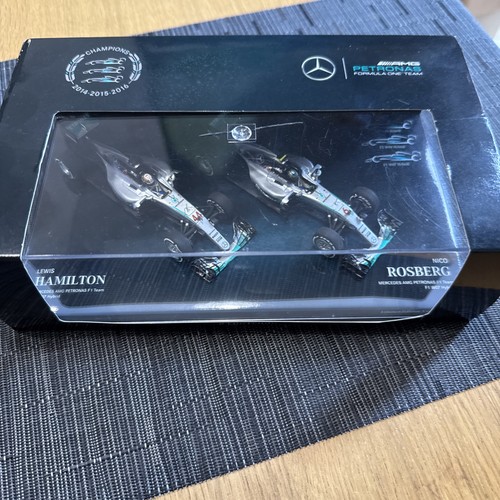 Minichamps mercedes f1 - minichamps,