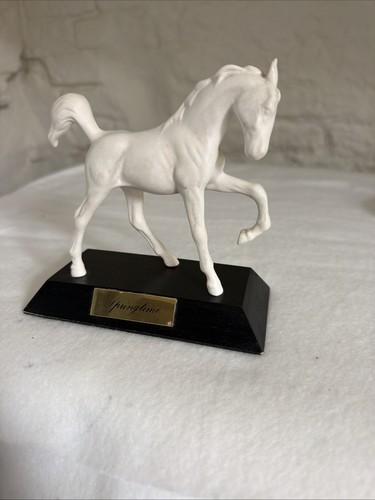 Beswick matt white porcelain - white,