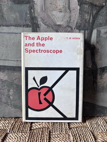 The apple and spectroscope - apple,