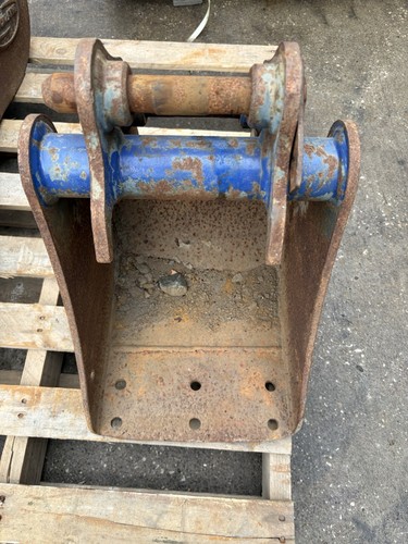 Strickland digger bucket 30mm - digger,