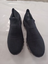 Hyper Soft Sneaker. Black. Soft Comfy. Ortho Sole. Size 8. Sock shoe