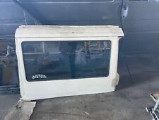 VW T4 VOLKSWAGEN TRANSPORTER DRIVERS SIDE RIGHT MIDDLE FIXED WINDOW AND BODY CUT