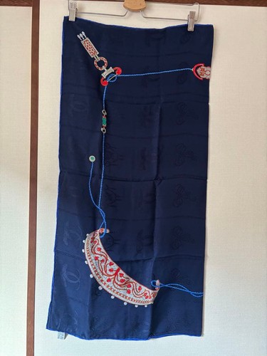 Cartier must - cartier, scarf