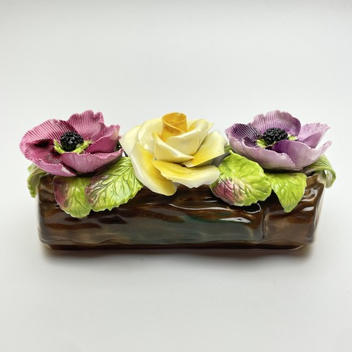Thorley bone china flowers - bone, on