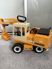 Bruder Liebherr 912 Excavator