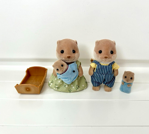 Sylvanian families otter - families,